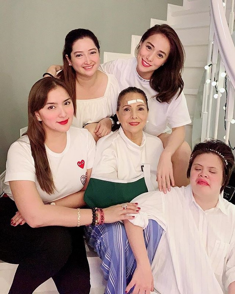 Look Get To Know More About Cristine Reyes And Her Beautiful Sisters Abs Cbn Entertainment 